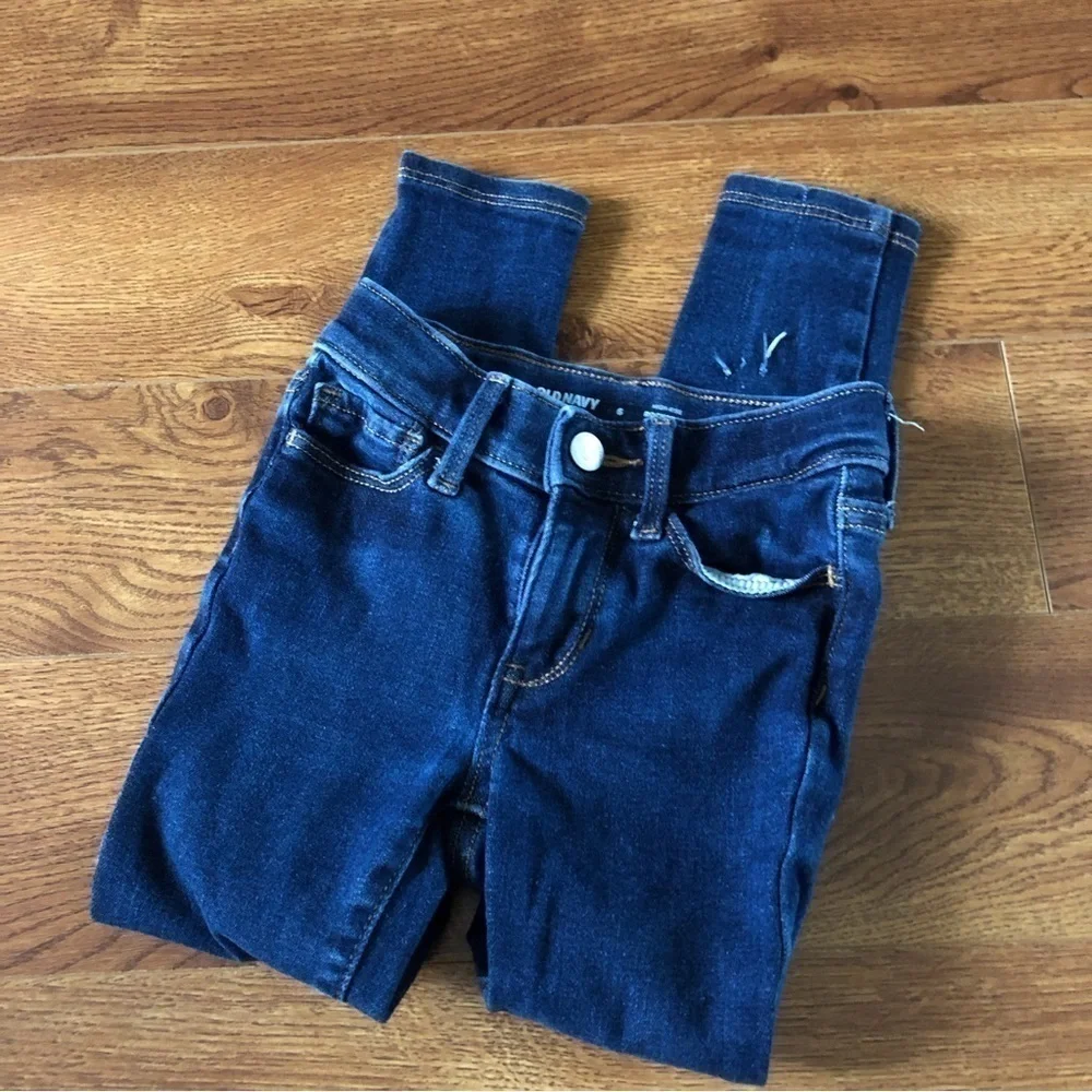 Old Navy high-rise rockstar leggings built in stretch in size 6